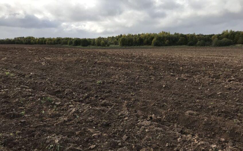 Land plot of 1,557 acres near Moscow